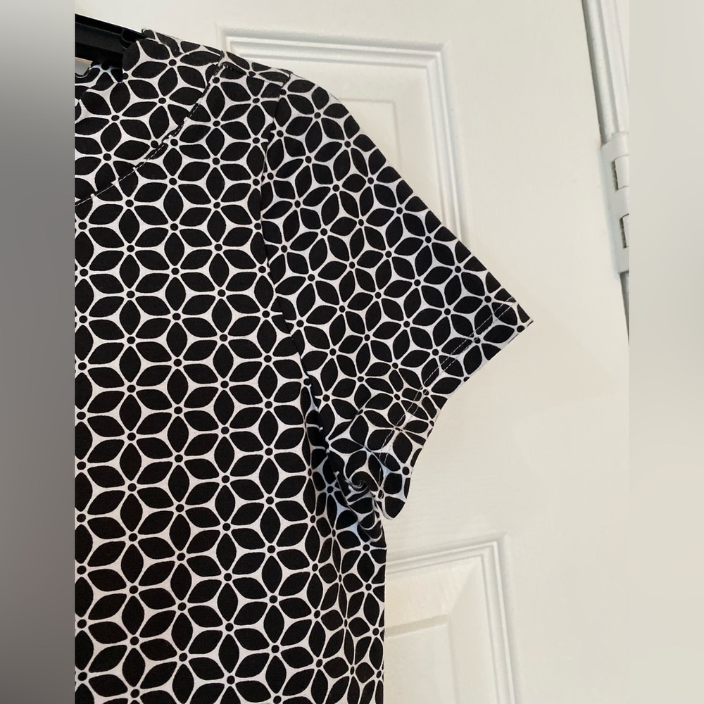 Anne Klein Black and White Fitted Short Sleeve Tee. Small. Adorable cotton NWT - Picture 7 of 11